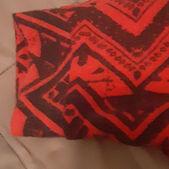 NWOT NEVER WORN Rue 21 Blouse - Picture 4 of 8